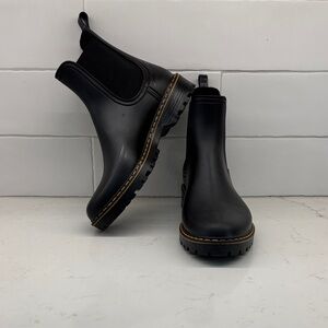 Igor Blank Ankle Boots with Brown Stitching european size 38
Brand new